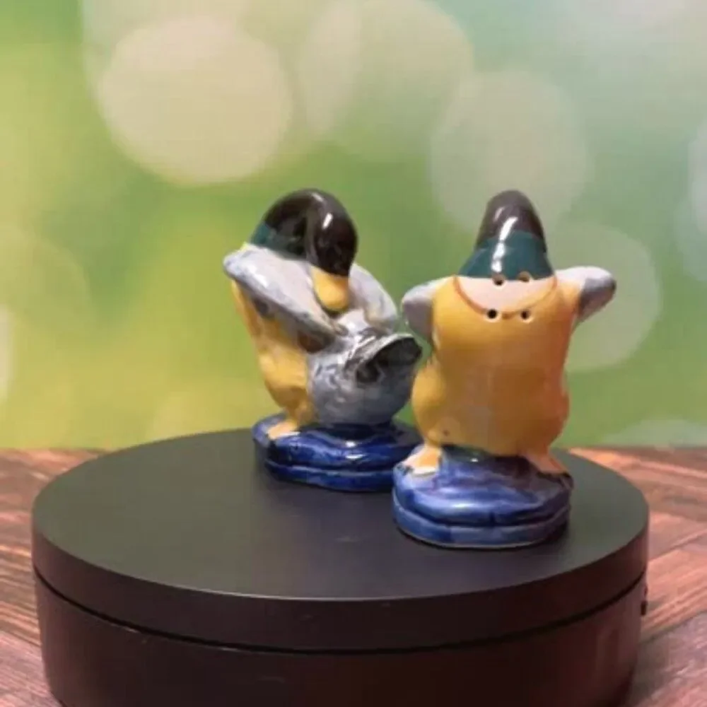 Vintage 1940-1950s Duck or Geese Salt & Pepper Shakers